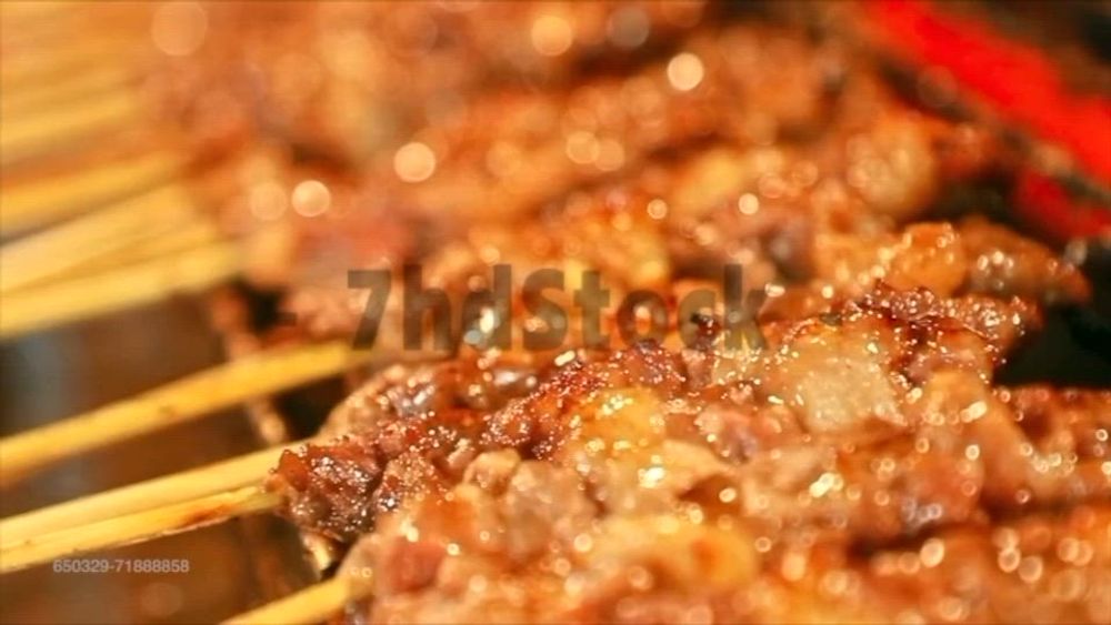 หมูปิ้ง Street Food ถนนคนเดินนครพนม