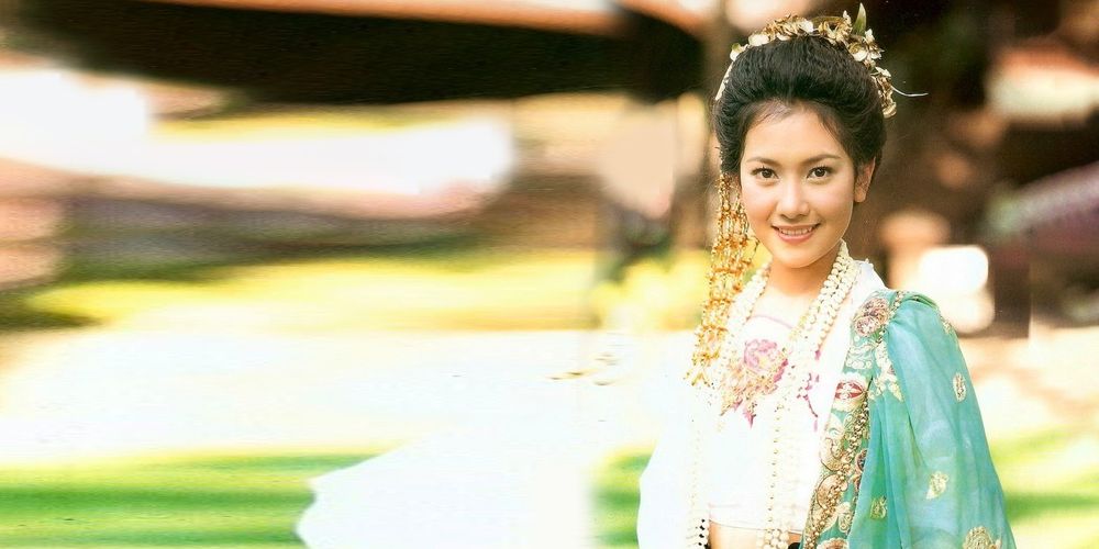 แค่เอื้อม